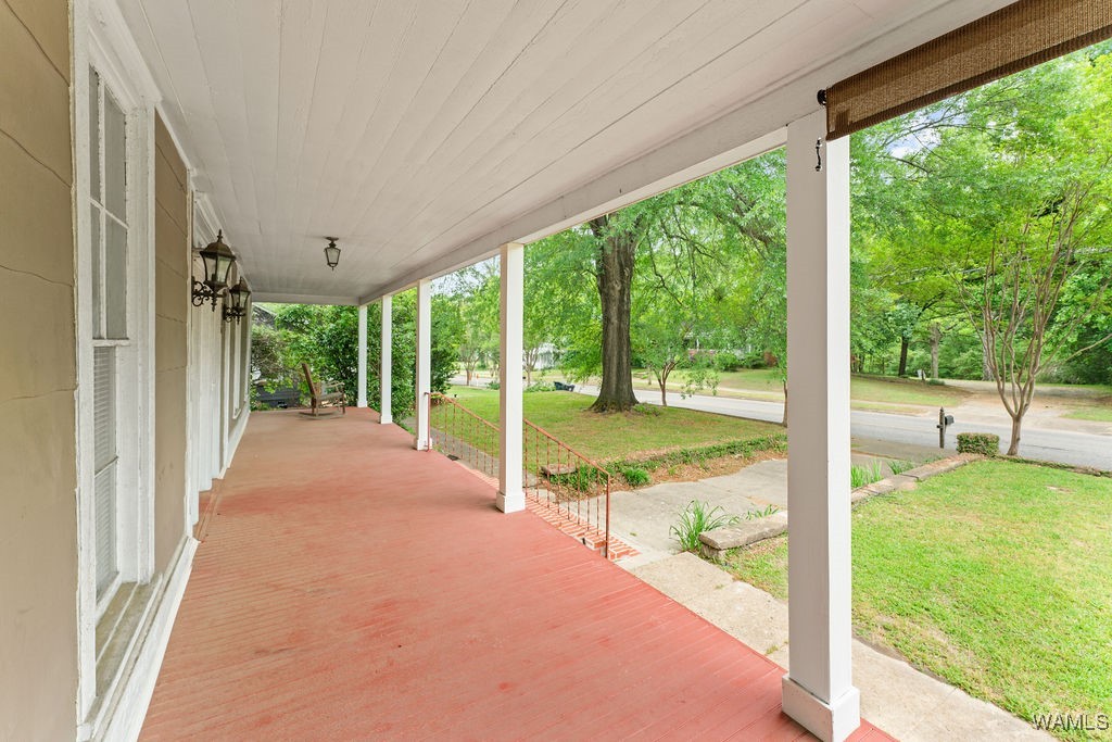 2520 5th Street, North Port, Alabama image 4