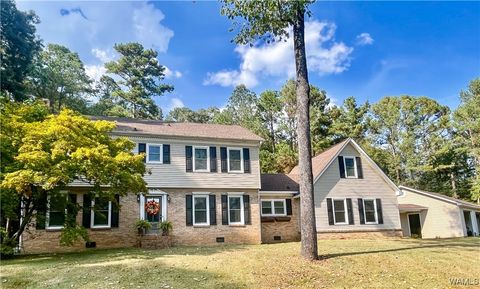 Homes For Sale - 4135 Coleman Road<br/> Carrollton, AL 35447