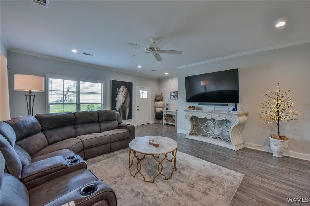 5205 University Gardens Dr Dr, Cottondale, Alabama image 5
