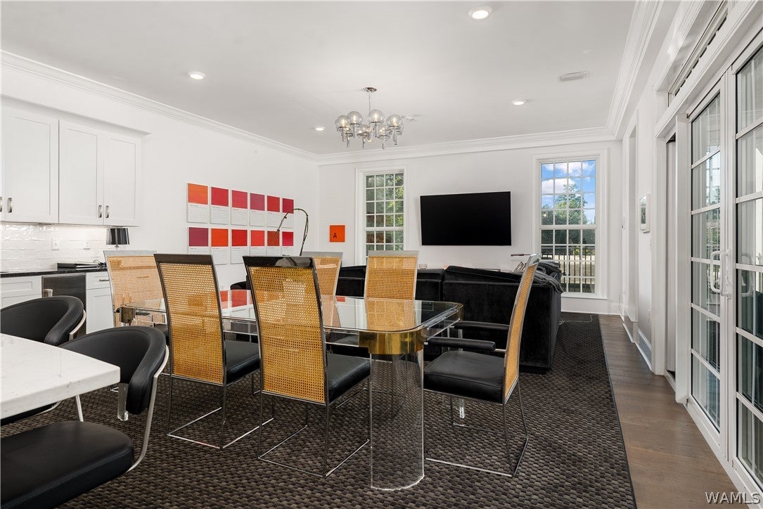 1501 University Boulevard 203