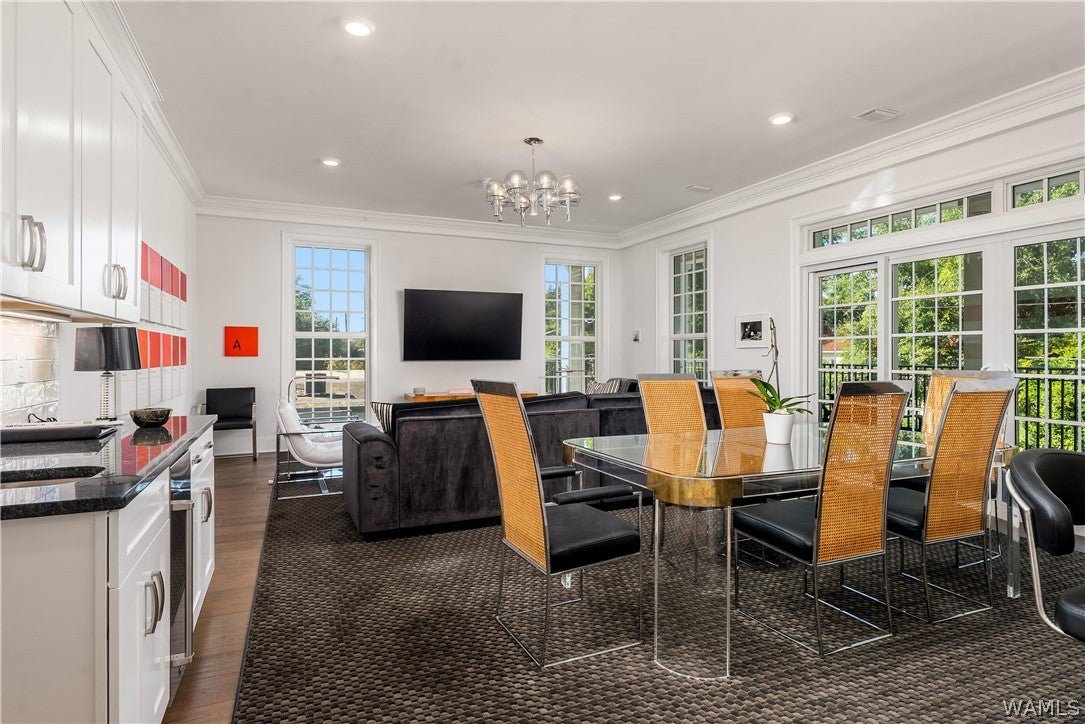 1501 University Boulevard 203