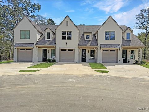 Townhouse For Sale - 3715 Timber Cove Circle<br/> Tuscaloosa, AL 35406