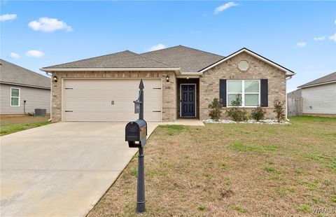 Homes For Sale - 16406 Natchez Drive<br/> Moundville, AL 35474