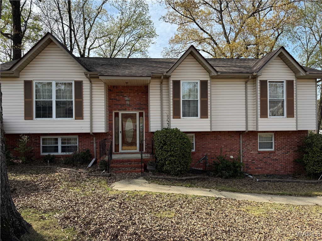 1520 Tropical Circle, Alabaster, Alabama image 1