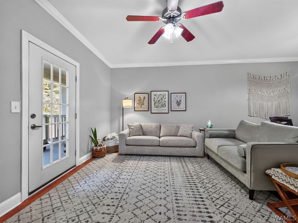 3218 Veterans Memorial Parkway 1305