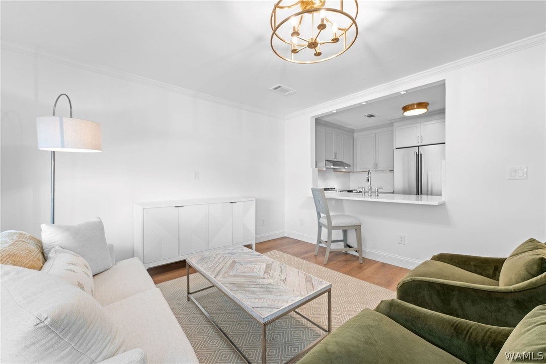 1228 8th Street 411