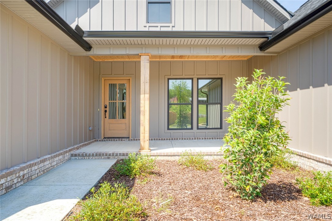 13978 Glen Park Avenue