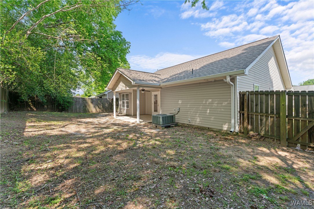370 Holly Berry Lane, Moundville, Alabama image 5