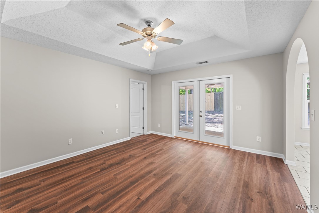 370 Holly Berry Lane, Moundville, Alabama image 17