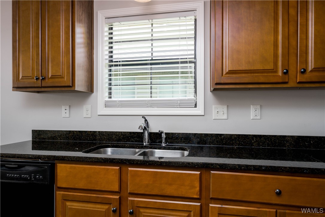 12956 Garden Creek Lane, North Port, Alabama image 10