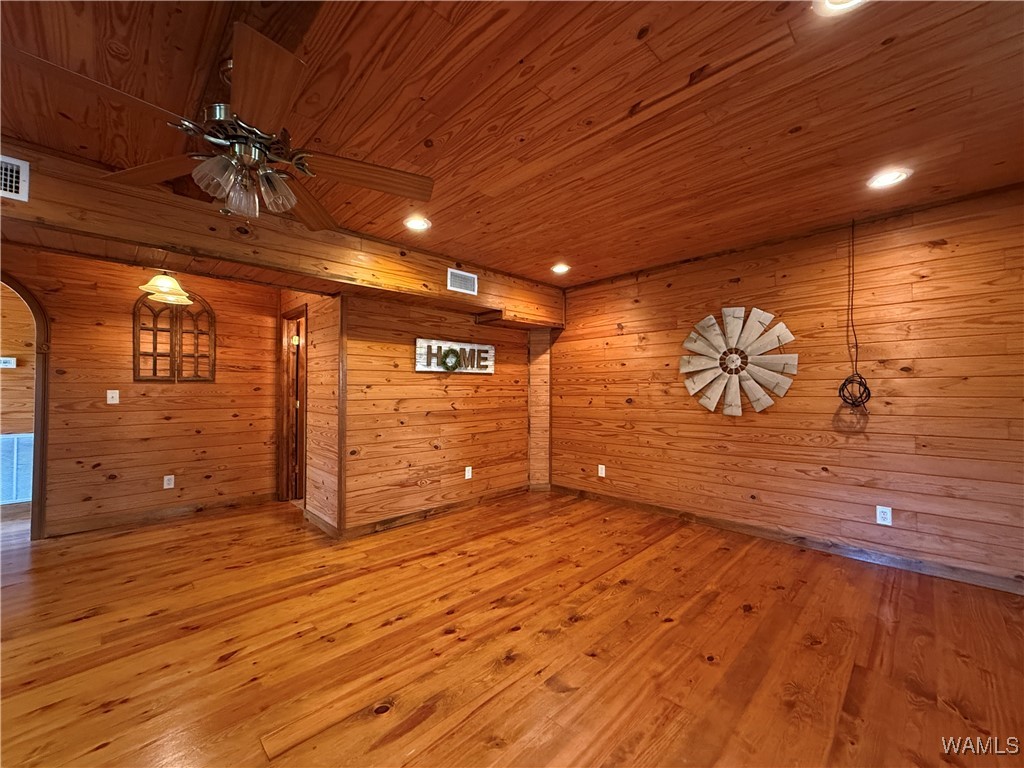 124 Riverwood Circle, Greensboro, Alabama image 4