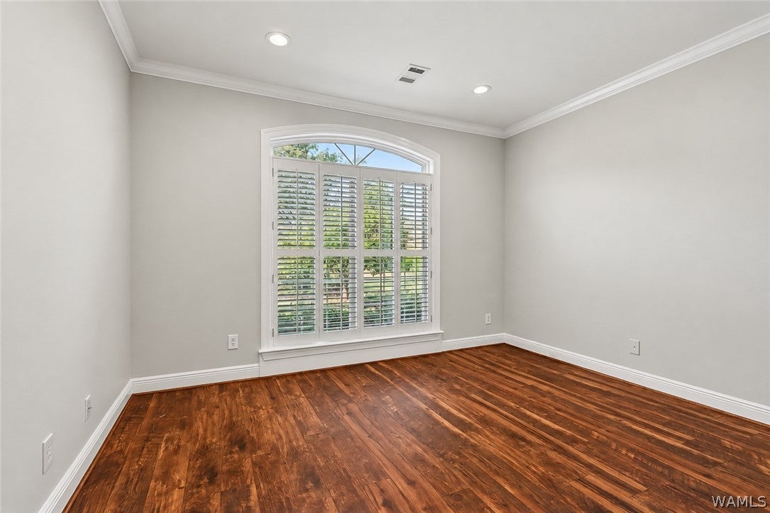 2401 Maple Ridge Drive
