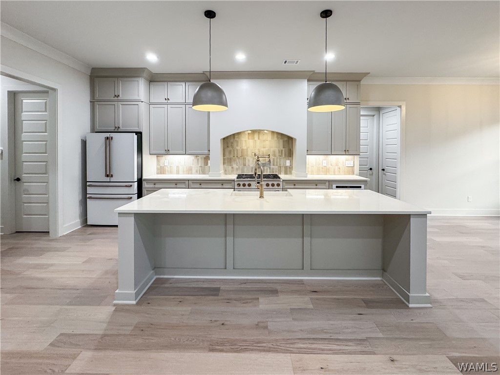 6018 Rosemeade Street