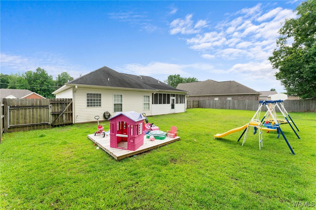 2600 Lauren Street, North Port, Alabama image 6
