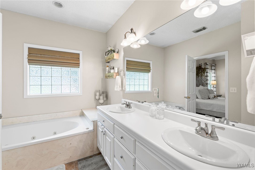 2600 Lauren Street, North Port, Alabama image 20