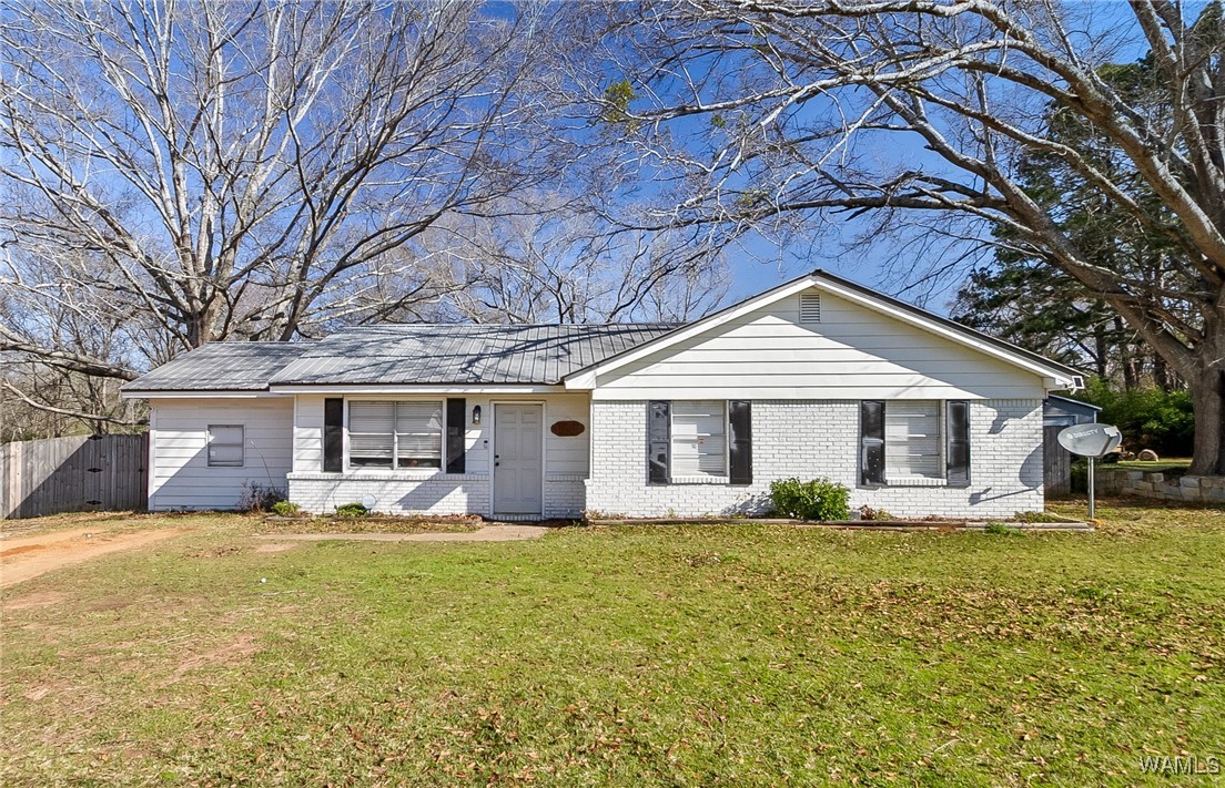 74 Brentwood Lane, Moundville, Alabama image 1