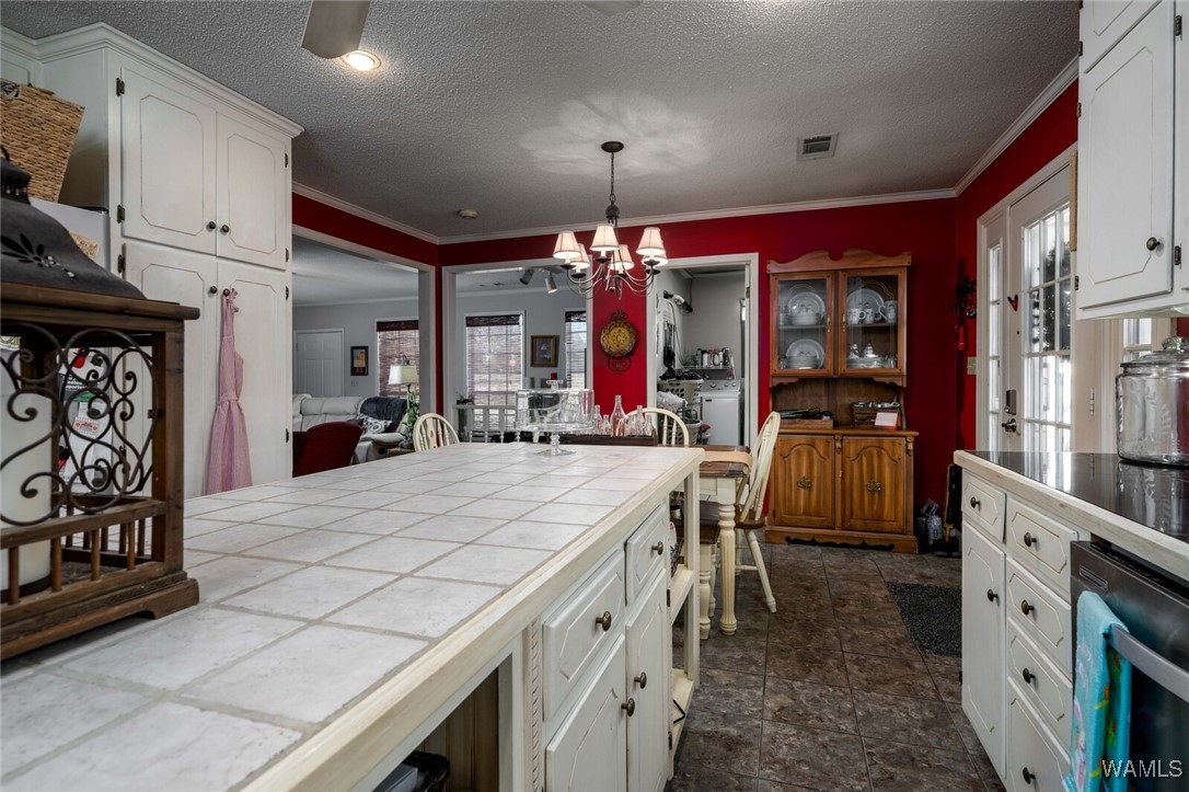 8732 Lodge Lane, Cottondale, Alabama image 17