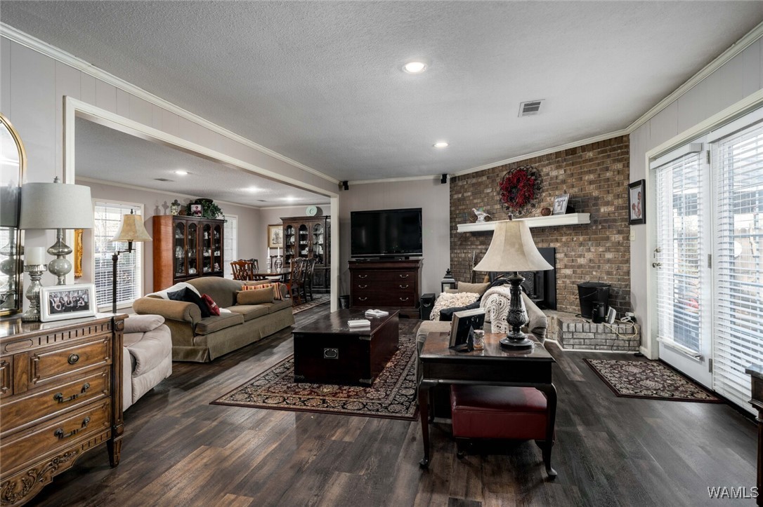 8732 Lodge Lane, Cottondale, Alabama image 9