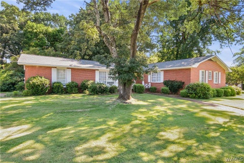 Homes For Sale - 44 Southmont Drive<br/> Tuscaloosa County, Tuscaloosa, AL 35405