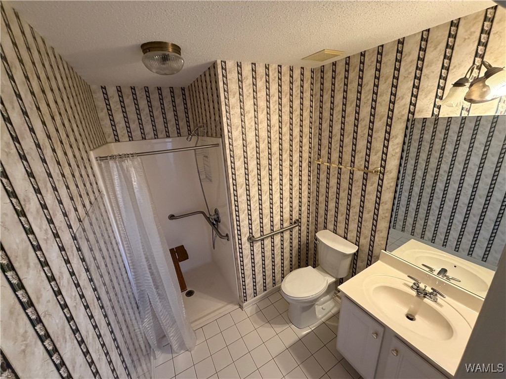 8664 Inverness Drive