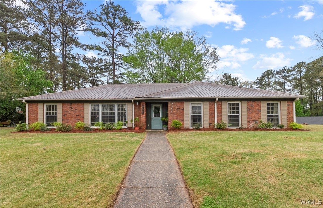 605 Innsbruck Court, North Port, Alabama image 1
