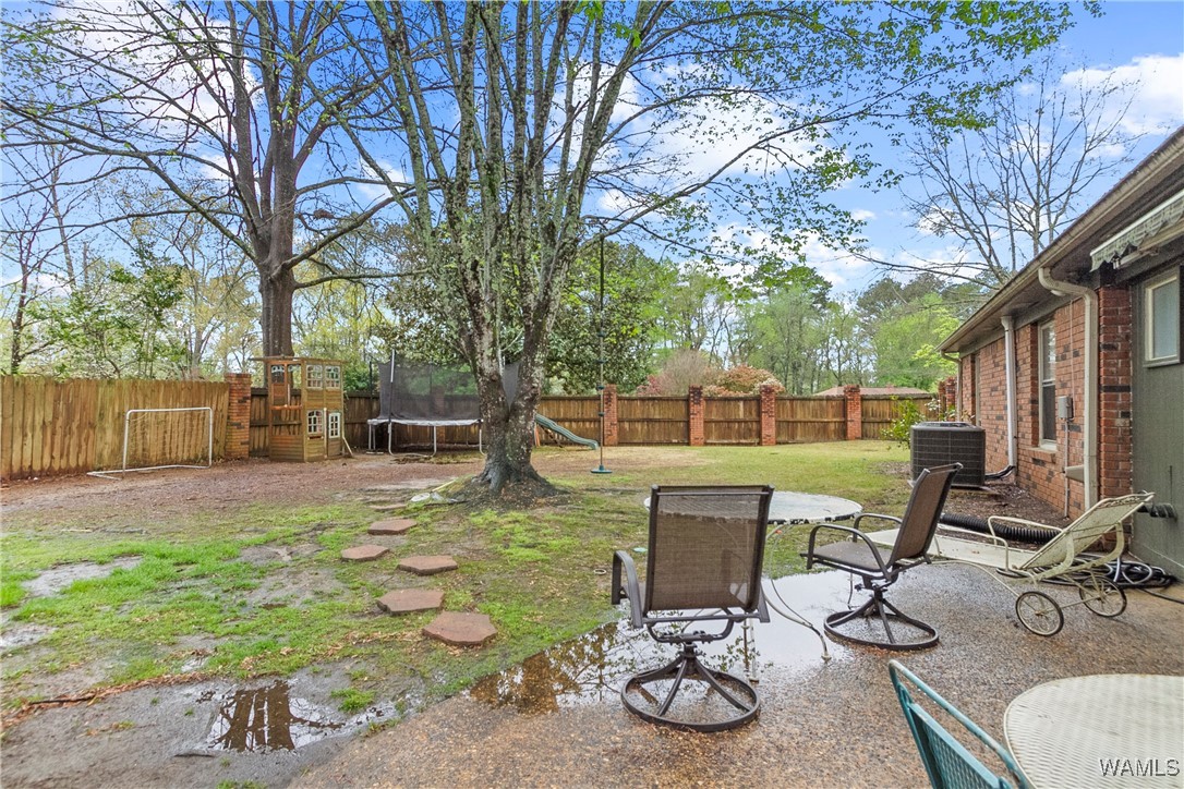 605 Innsbruck Court, North Port, Alabama image 23