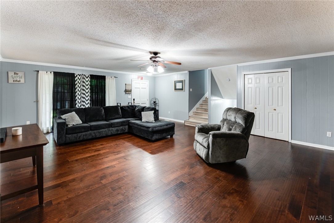 2620 BERKLEY HILLS DR