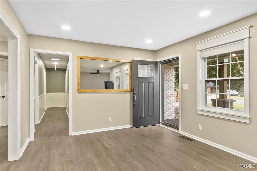 906 Greystone Street