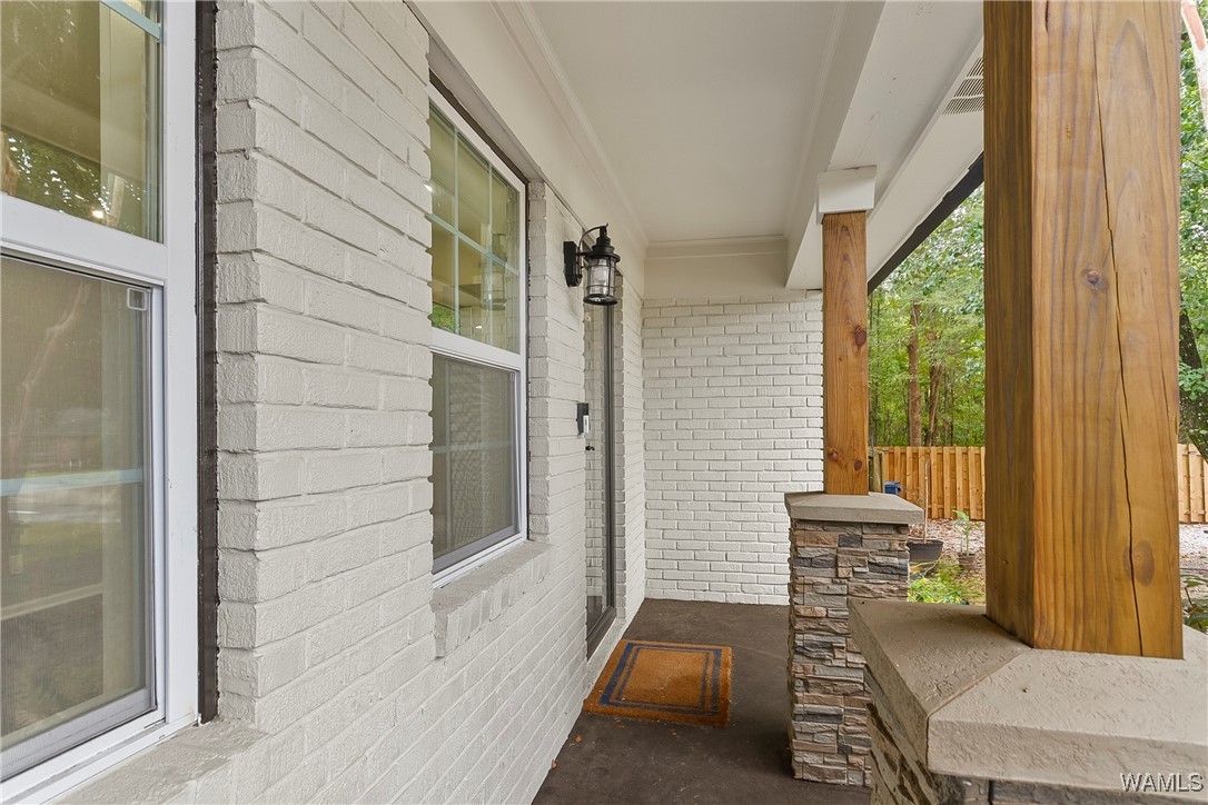 906 Greystone Street