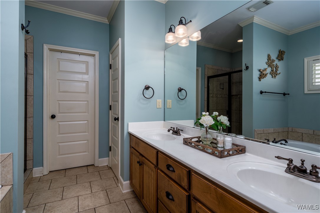 11510 Forest Glen Boulevard, North Port, Alabama image 17