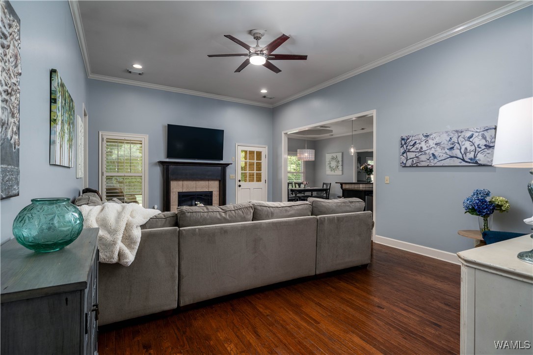 11510 Forest Glen Boulevard, North Port, Alabama image 2