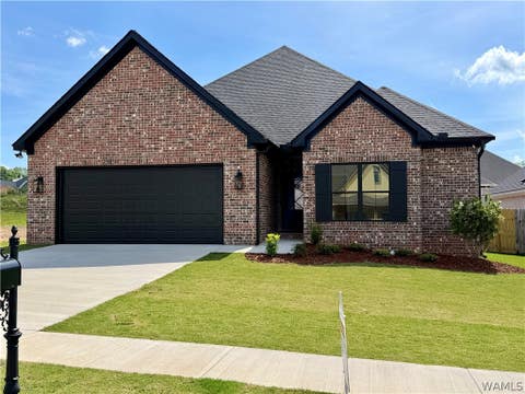 Townhouse For Sale - 13953 Glenview Drive<br/> North Port, AL 35475