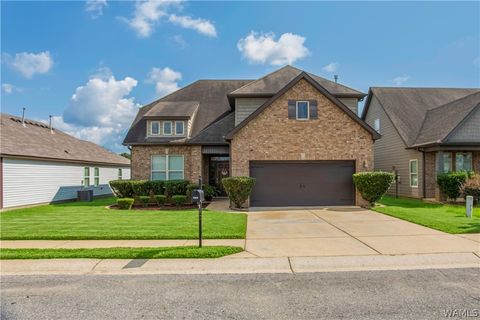 Homes For Sale - 1303 Maxwell Circle<br/> Tuscaloosa County, Tuscaloosa, AL 35405