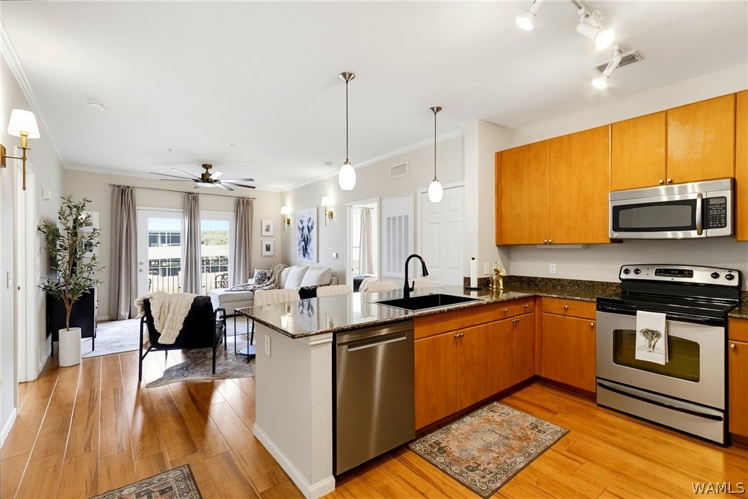 1901 5th Avenue E 2210