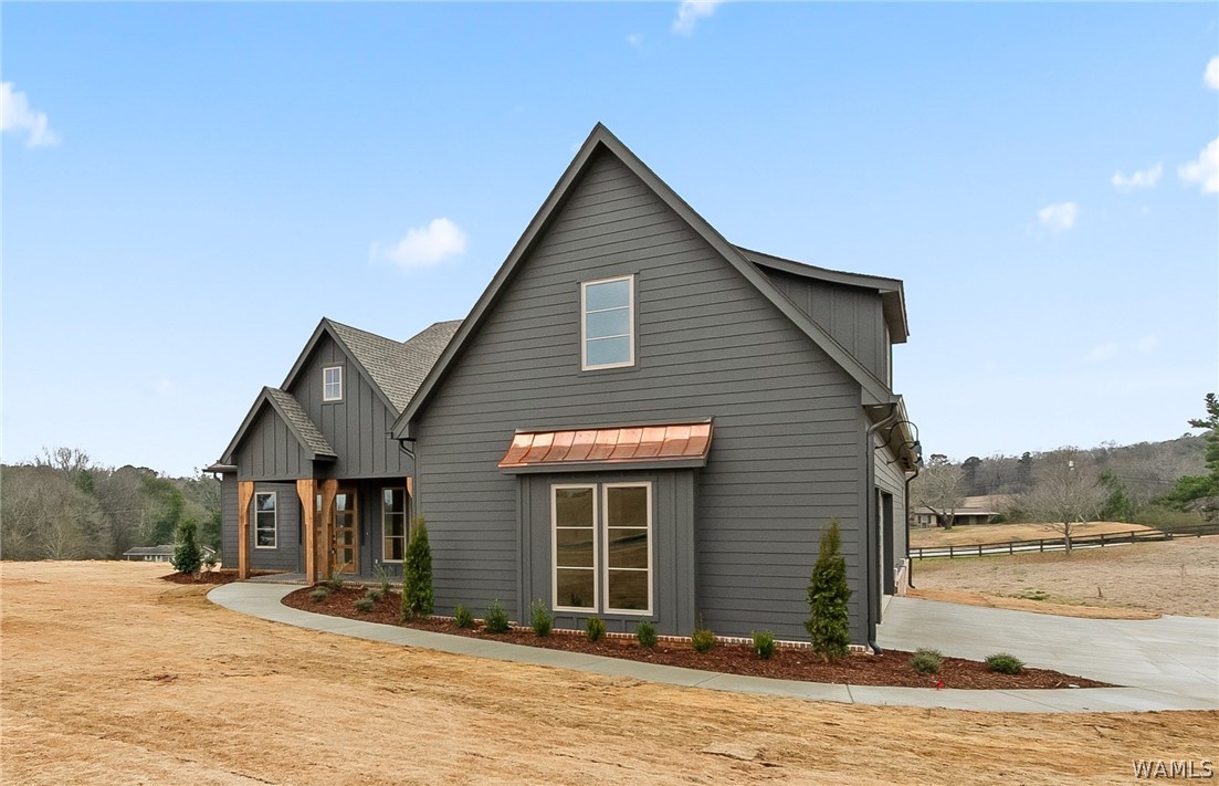 11208 Highland Lakes Circle