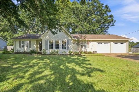 Homes For Sale - 11713 Arlington Avenue<br/> North Port, AL 35475