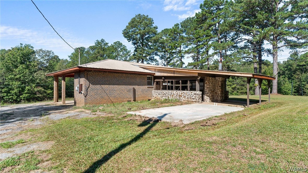 27 Hollowview Rd