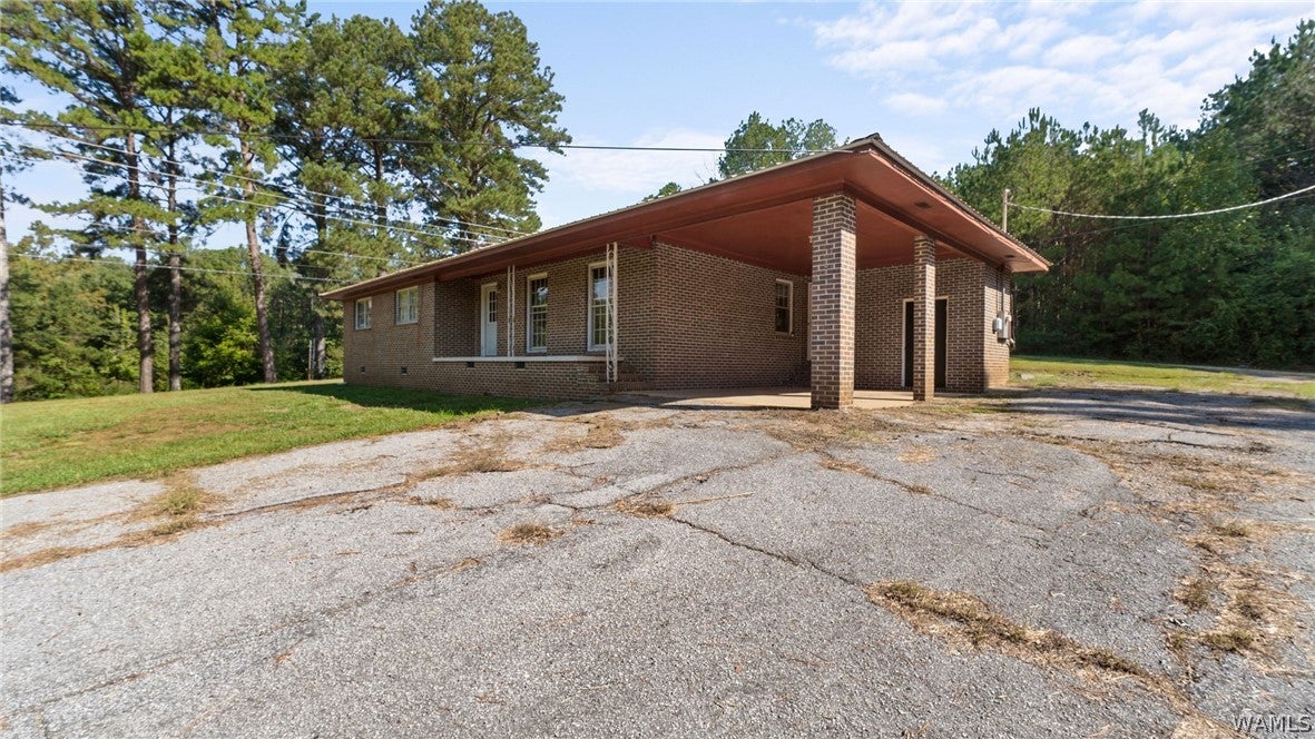 27 Hollowview Rd