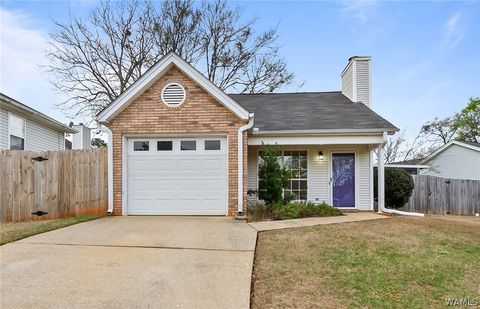 Homes For Sale - 2445 Meadowlark Lane<br/> North Port, AL 35476