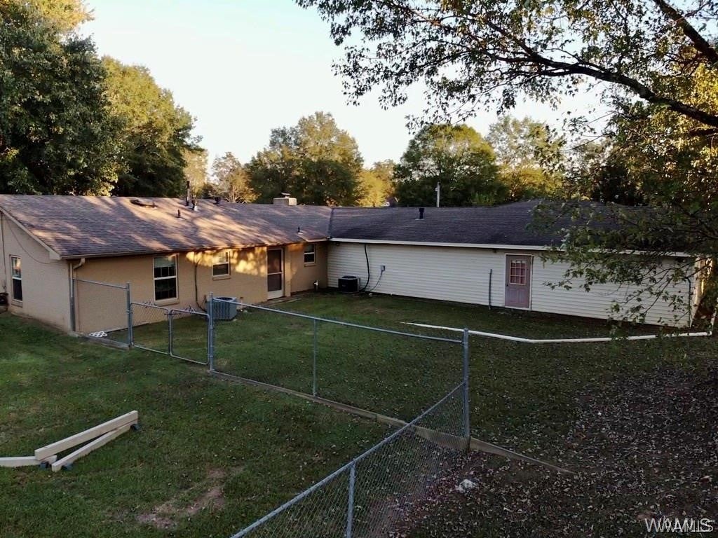 1061 S Scottsville Road
