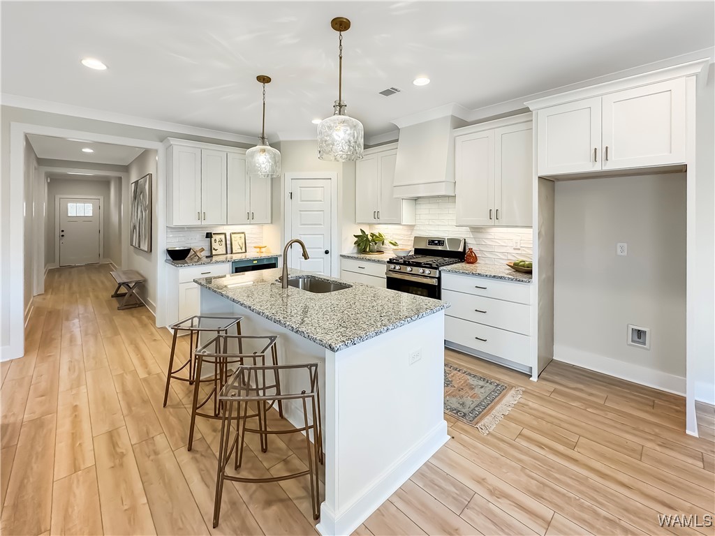 13773 Blackoak Drive