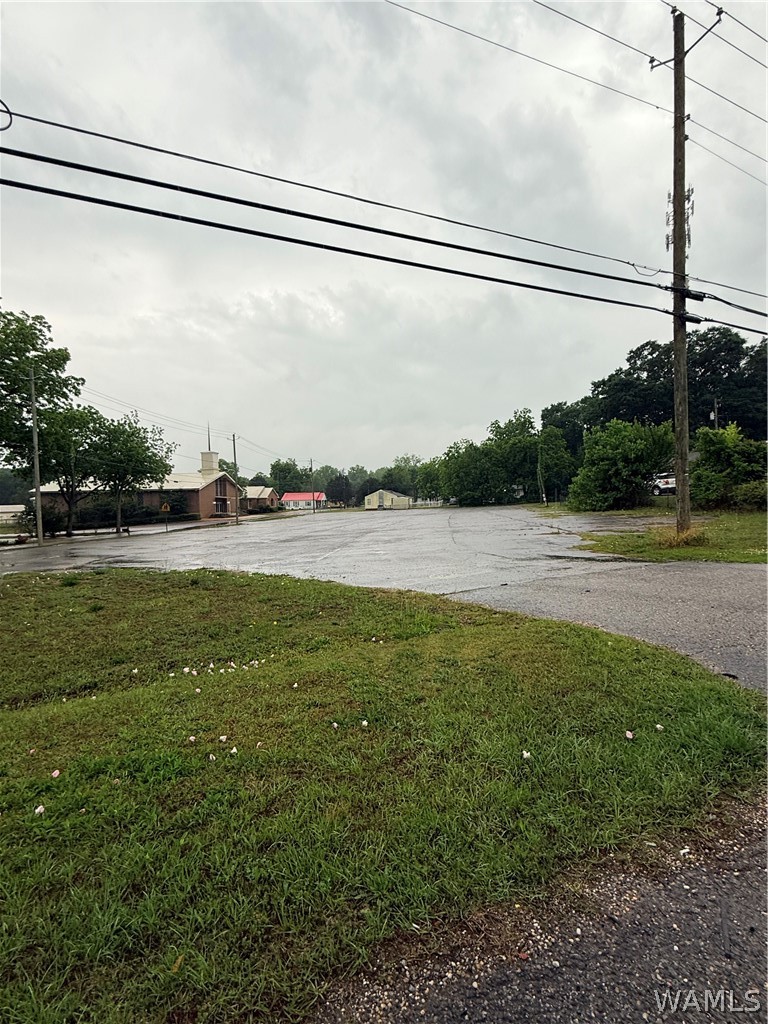 000 University Blvd E