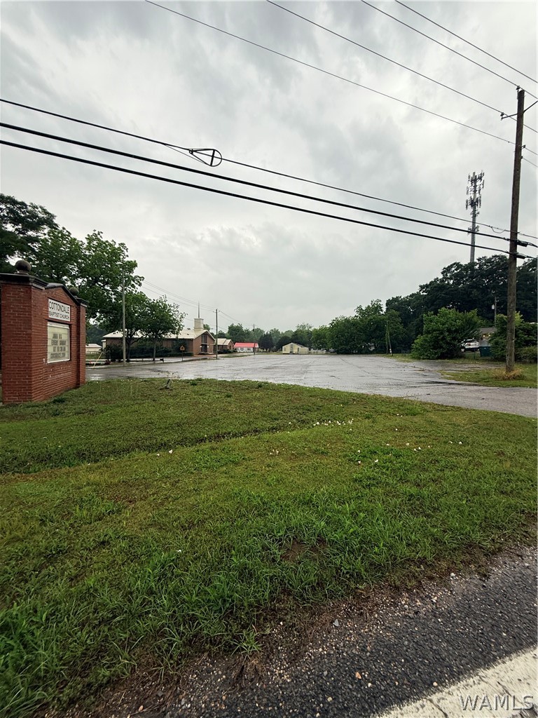 000 University Blvd E