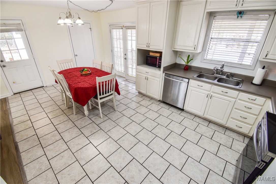 11317 Ash Road, North Port, Alabama image 9