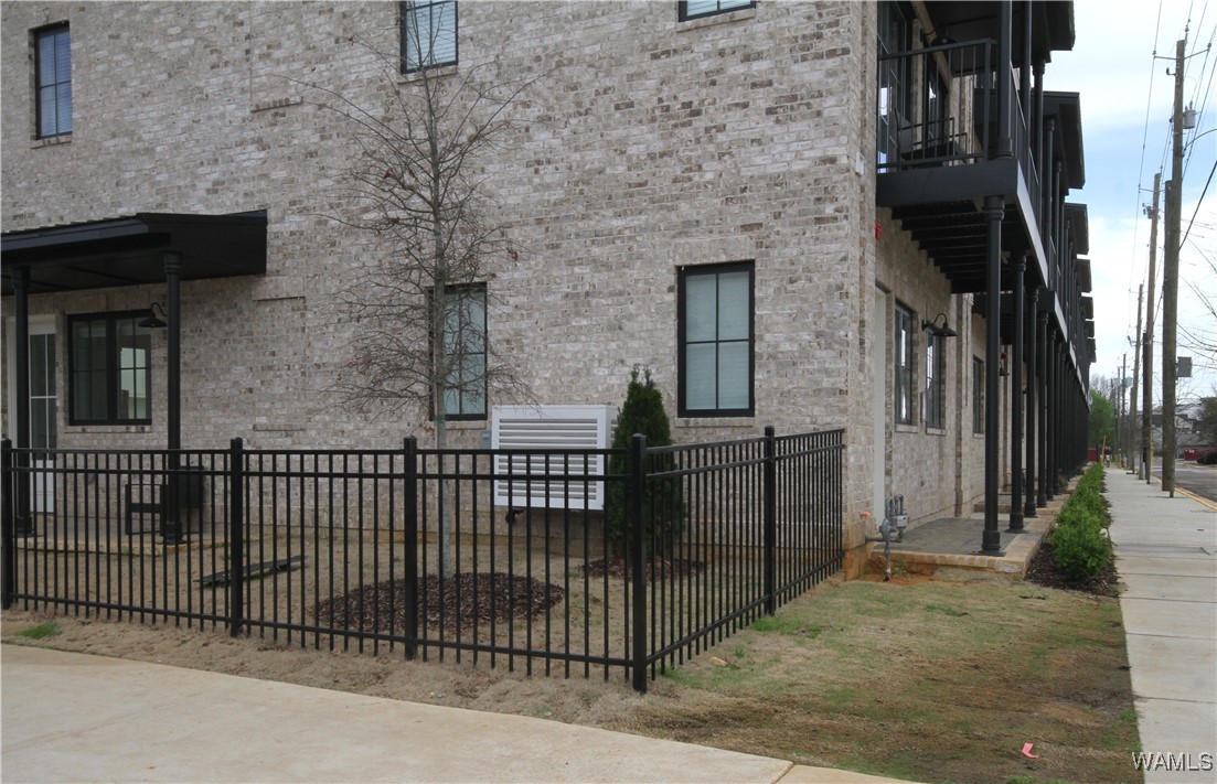 817 Gene Stallings Avenue, Tuscaloosa, Alabama image 5