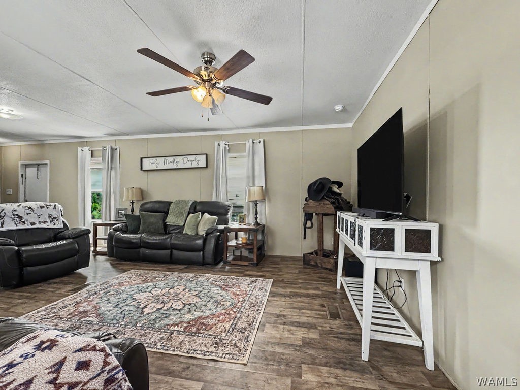 6563 County Rd 51