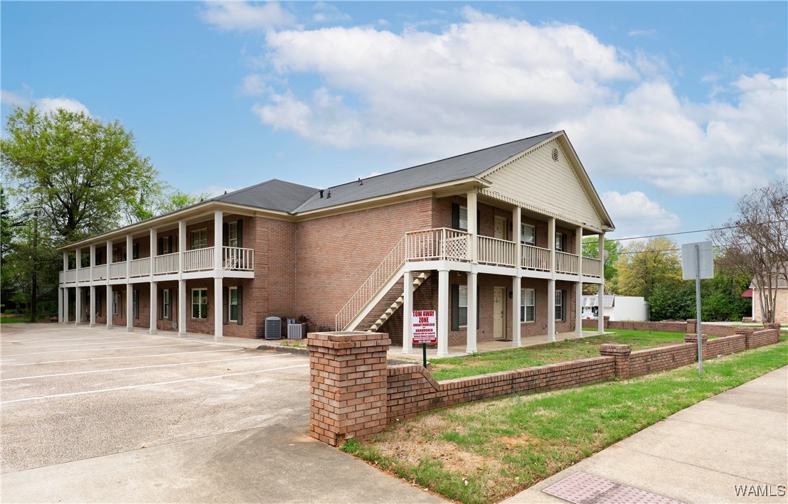 1813 Hackberry Lane #6, Tuscaloosa, Alabama image 2