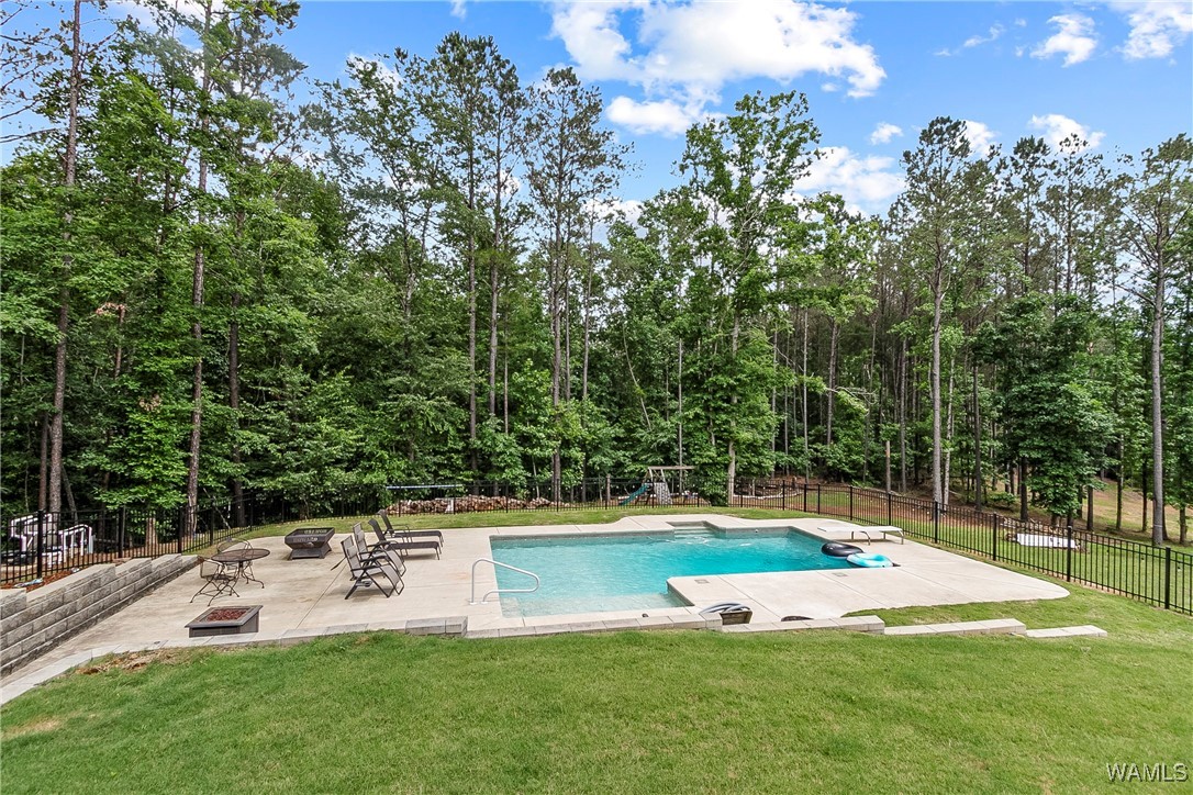 17631 Hayes Road Rd, North Port, Alabama image 3