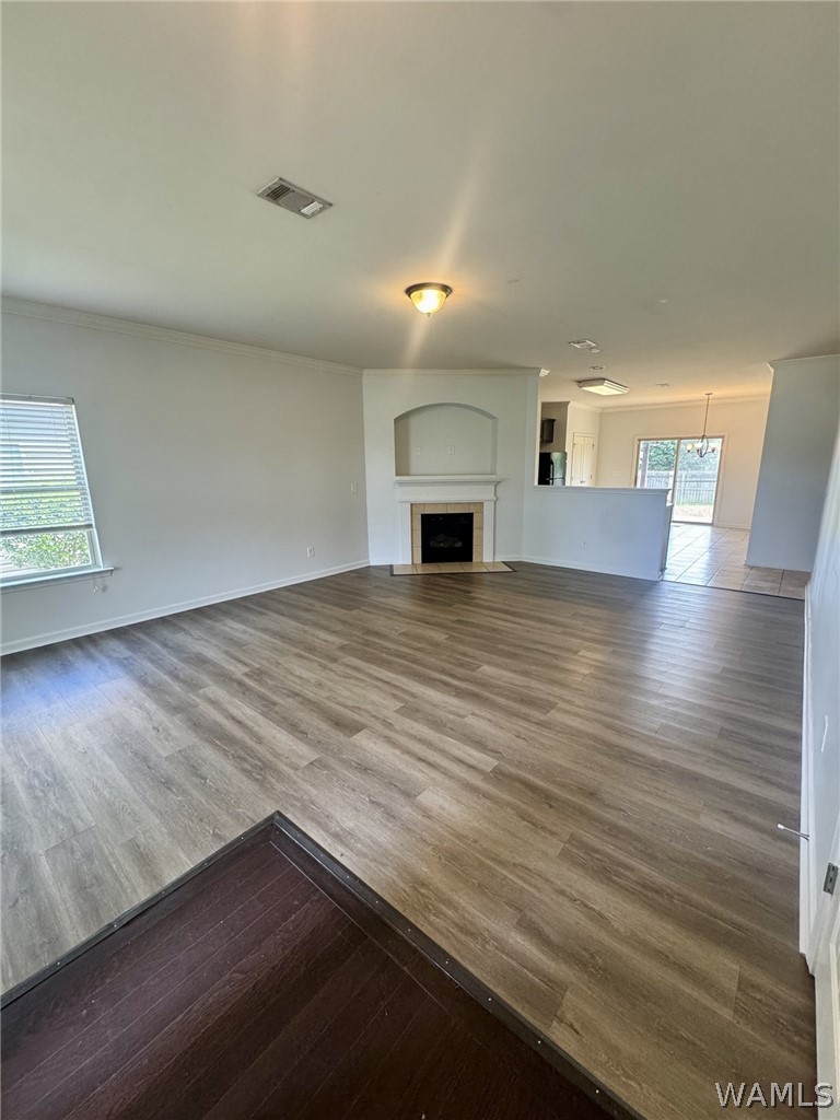 1402 Maxwell Circle