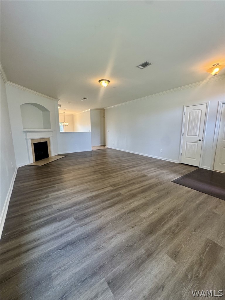1402 Maxwell Circle